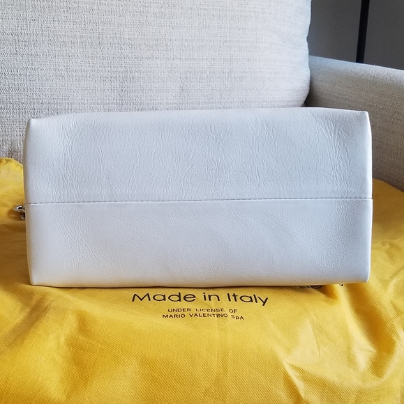 VALENTINO Leather Bag - Picture 9 of 10